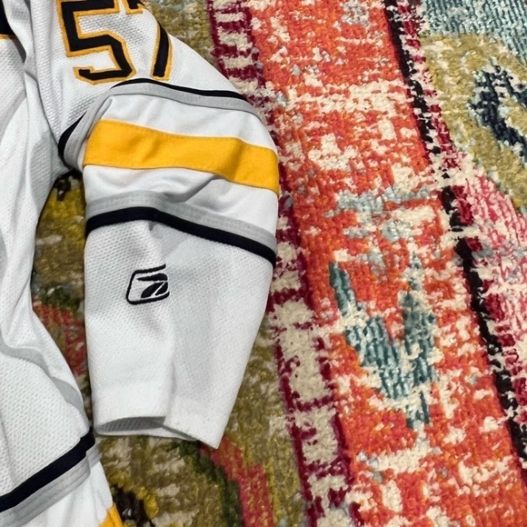 Boys Kids Tyler Myers Buffalo Sabres Reebok Stitched NHL Hockey Sports Jersey - Picture 6 of 8